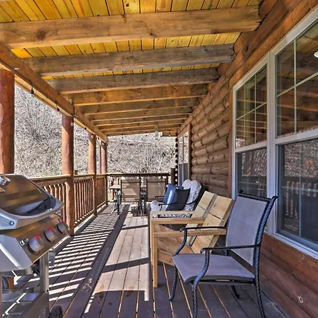 Gatlinburg Cabin With Loft And Game Room 1 Mi To Town